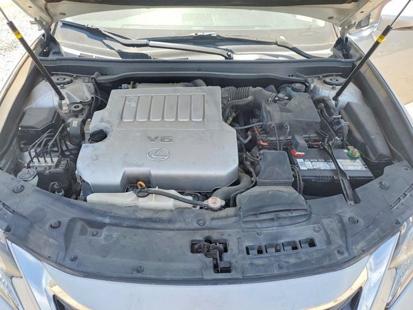 2017 LEXUS ES
