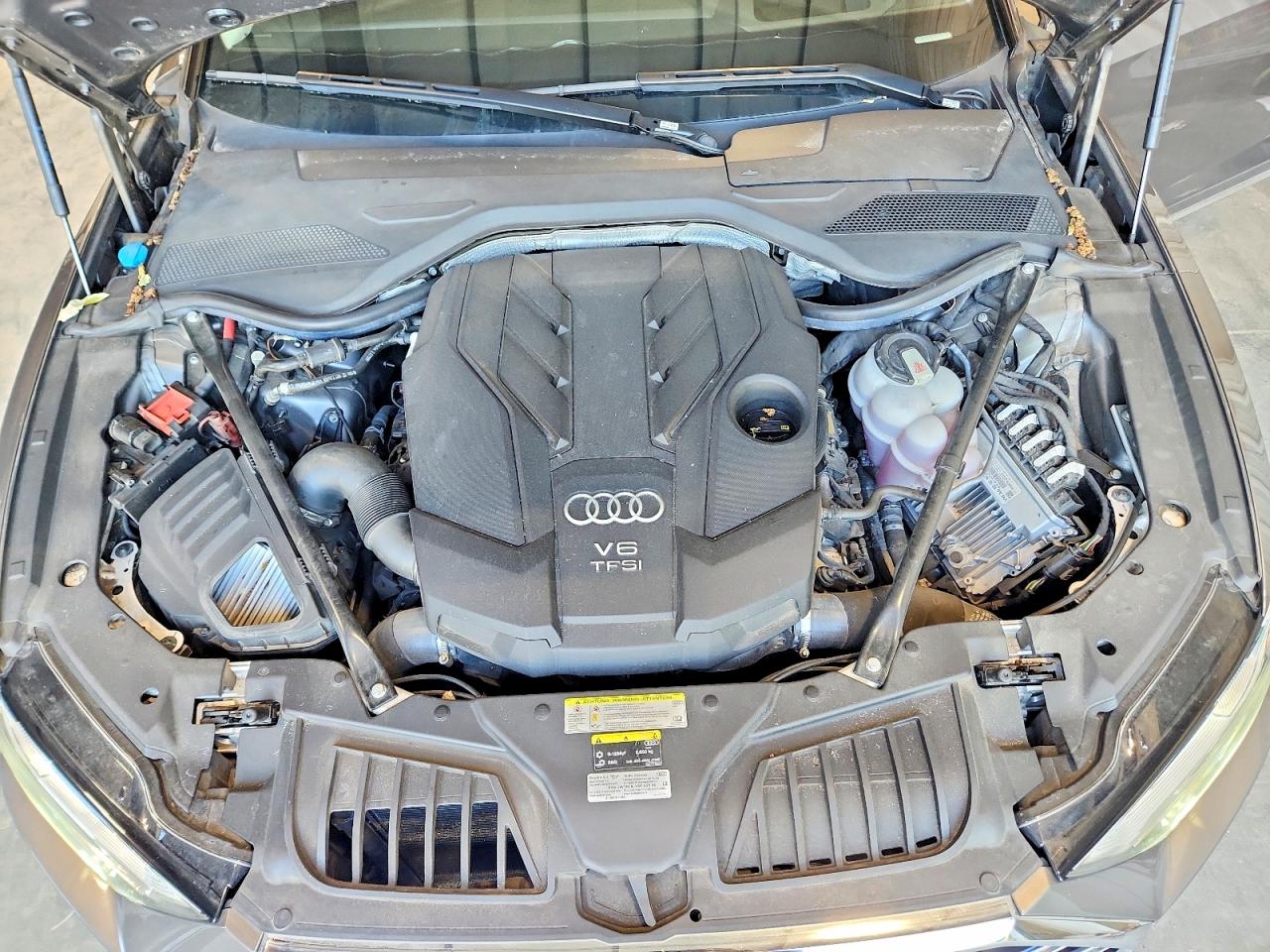 2019 AUDI A8 quattro L