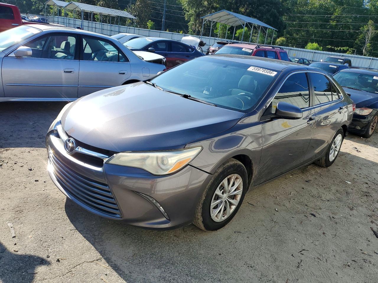 2016 TOYOTA CAMRY