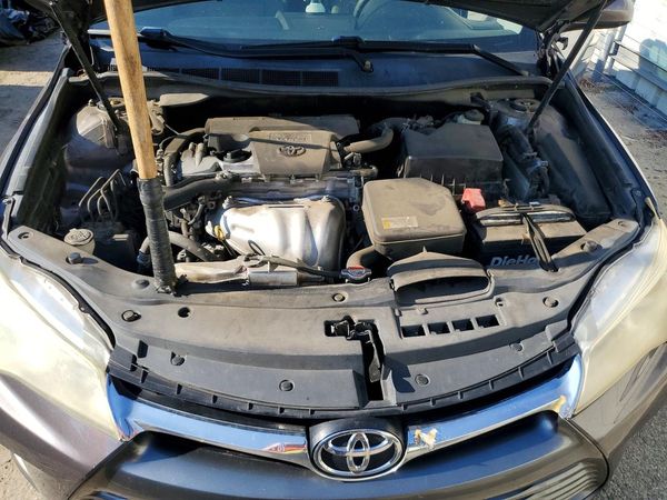 2016 TOYOTA CAMRY