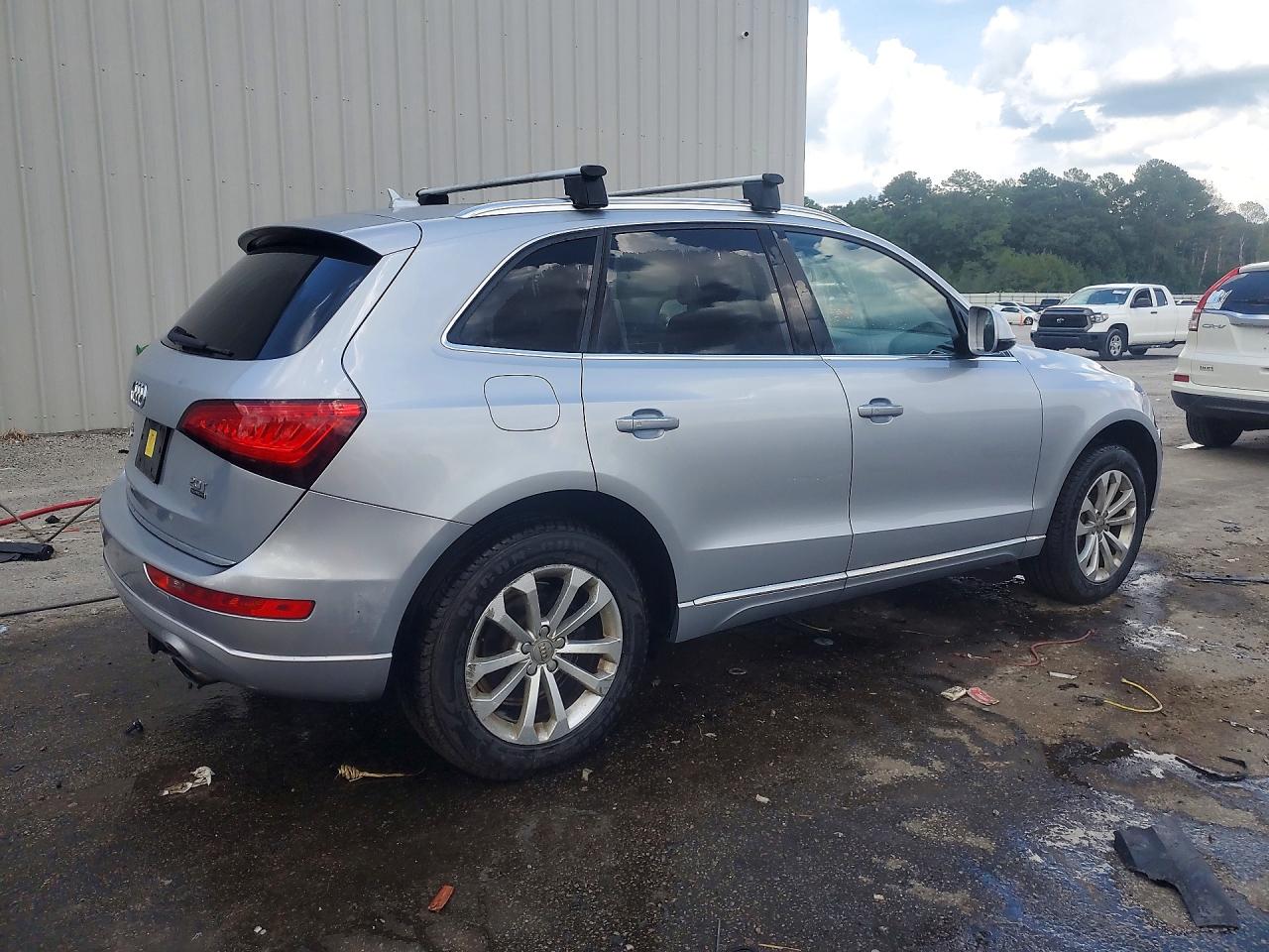 2017 AUDI Q5 quattro Premium