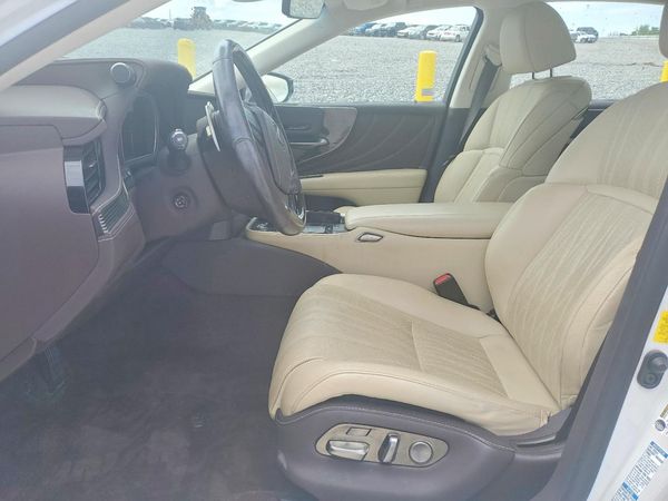 2019 LEXUS LS 500