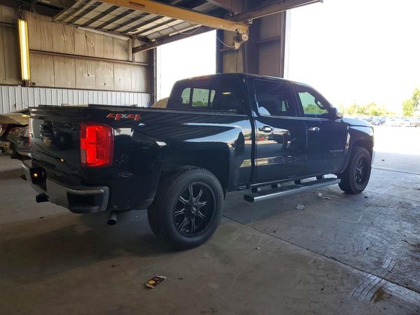 2018 CHEVROLET SILVERADO LTZ