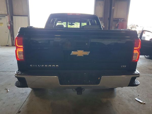 2018 CHEVROLET SILVERADO LTZ