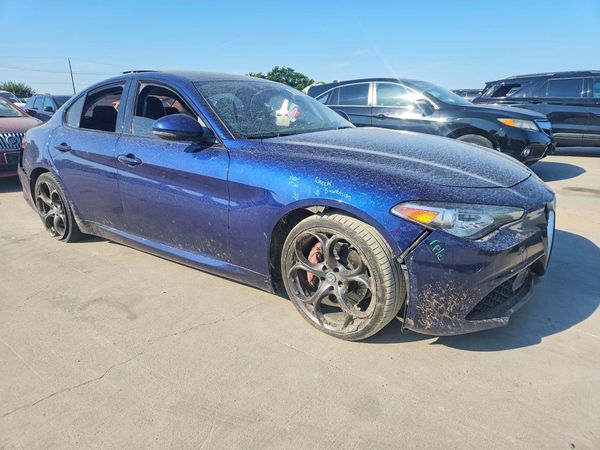 2017 ALFA ROMEO GIULIA TI RWD
