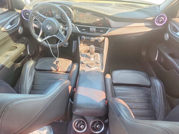 2017 ALFA ROMEO GIULIA TI RWD