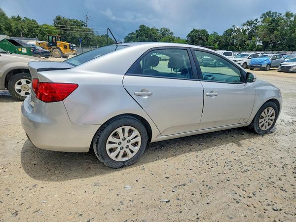 2013 KIA FORTE EX