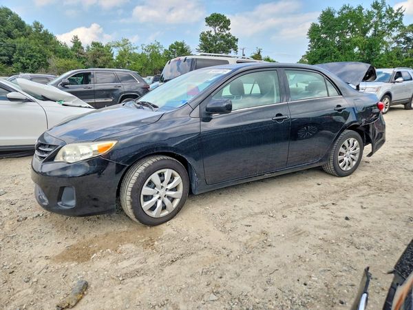 2013 TOYOTA COROLLA