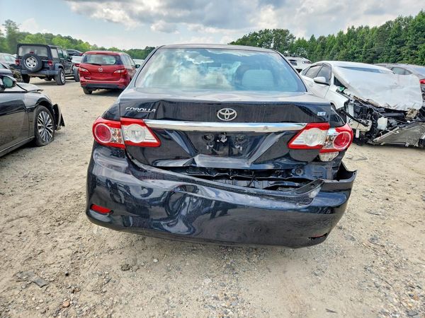 2013 TOYOTA COROLLA