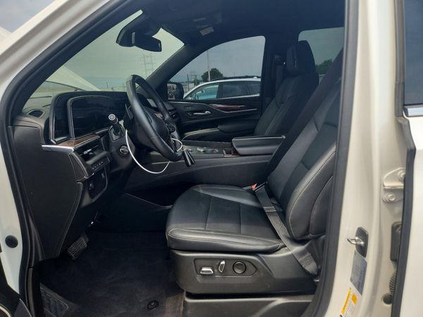 2022 CADILLAC ESCALADE Luxury