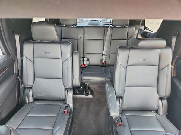 2022 CADILLAC ESCALADE Luxury