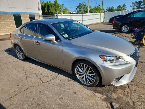 2016 LEXUS IS 300