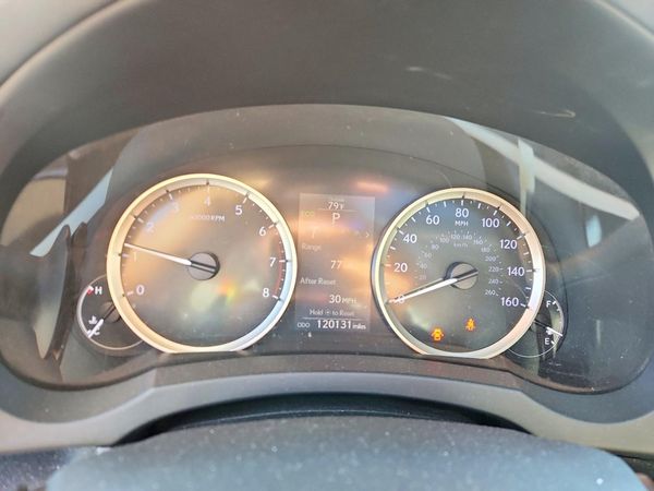 2016 LEXUS IS 300