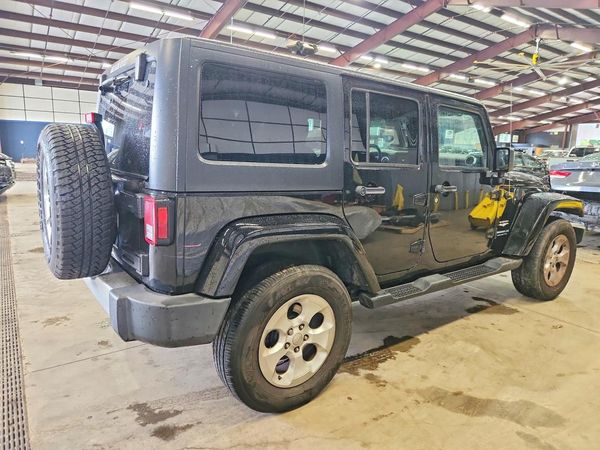 2015 JEEP WRANGLER UNLIMITED SAHARA 4X4