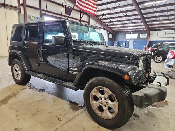 2015 JEEP WRANGLER UNLIMITED SAHARA 4X4