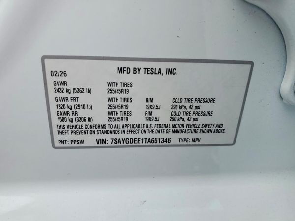 2026 TESLA Y