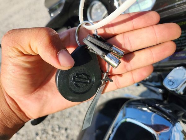 2021 HARLEY-DAVIDSON FLHXS