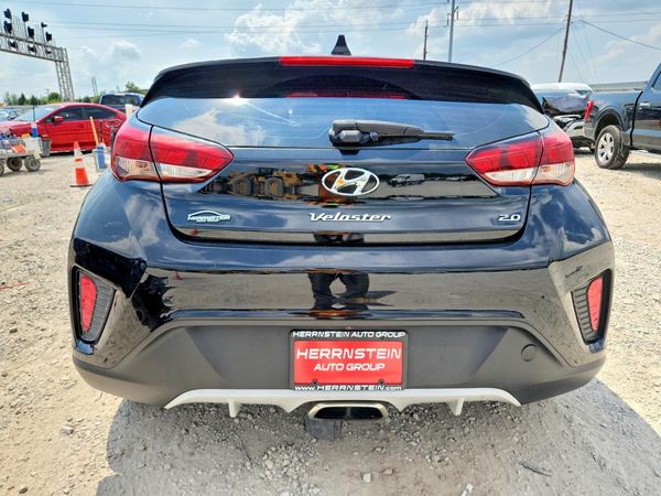 2019 HYUNDAI VELOSTER 2.0L and 2.0L Premium