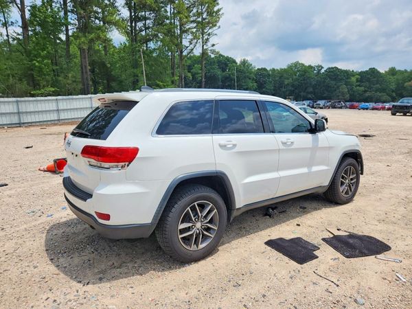 2018 JEEP GRAND CHEROKEE LAREDO 4X2