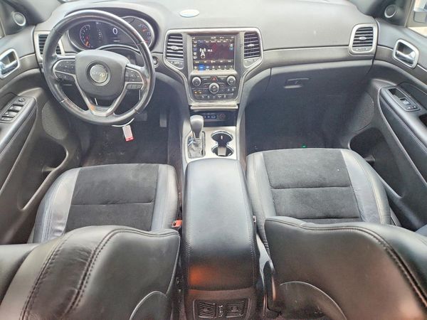 2018 JEEP GRAND CHEROKEE LAREDO 4X2
