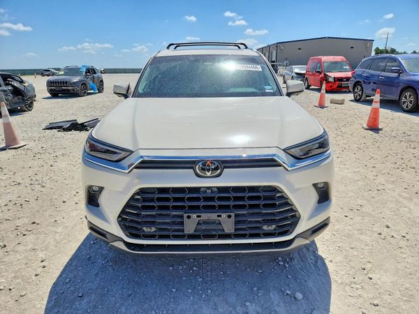 2024 TOYOTA GRAND HIGHLANDER