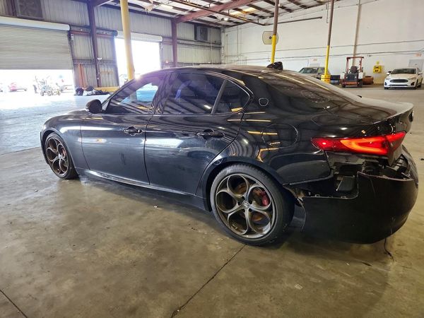 2019 ALFA ROMEO GIULIA RWD