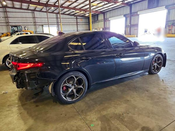 2019 ALFA ROMEO GIULIA RWD