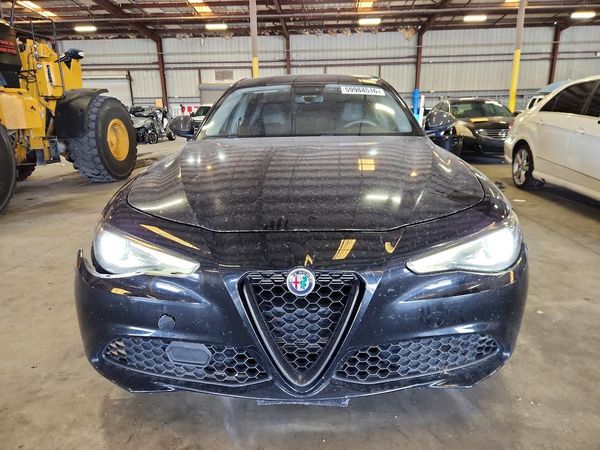 2019 ALFA ROMEO GIULIA RWD