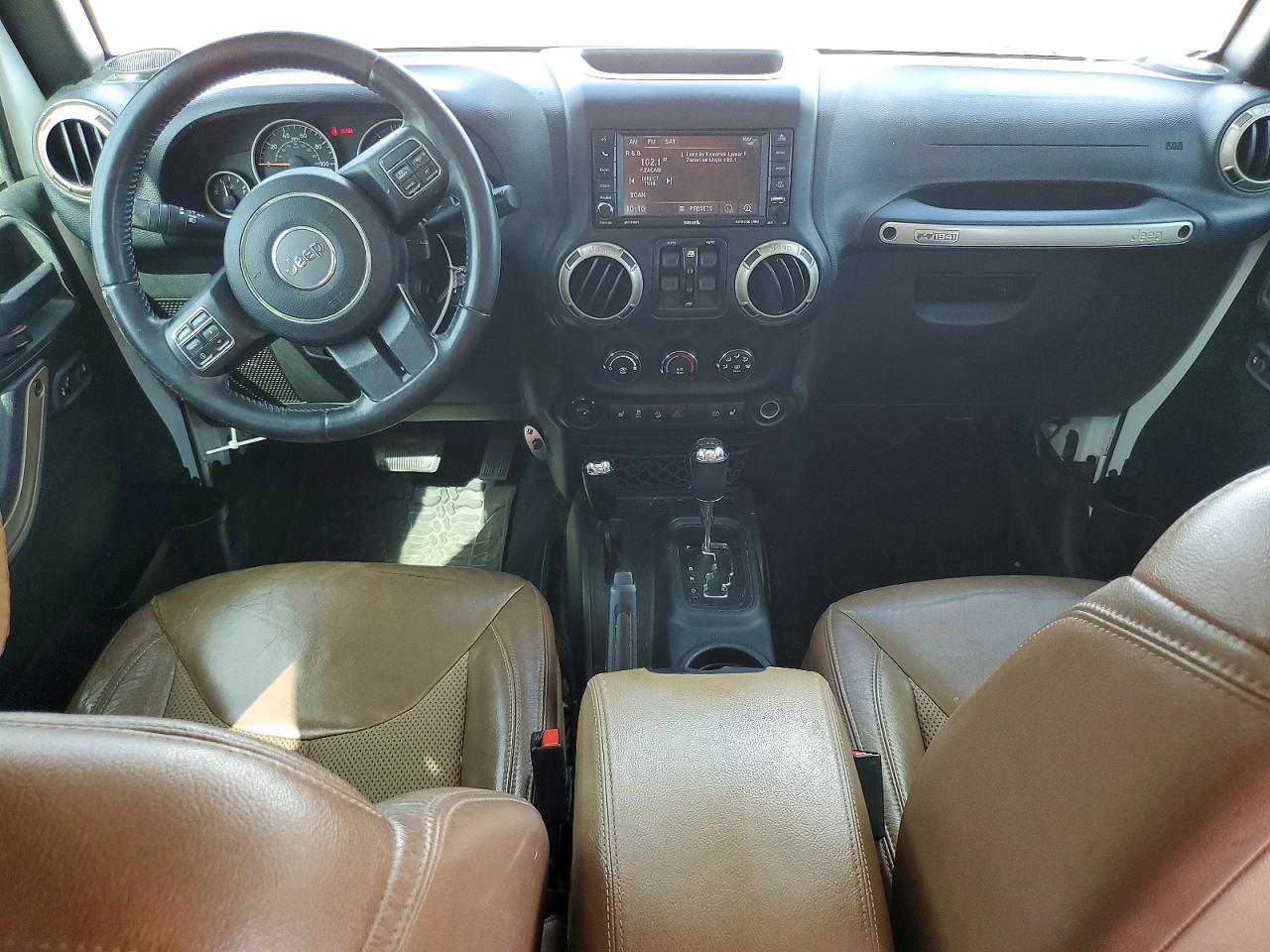 2016 JEEP WRANGLER UNLIMITED SAHARA 4X4