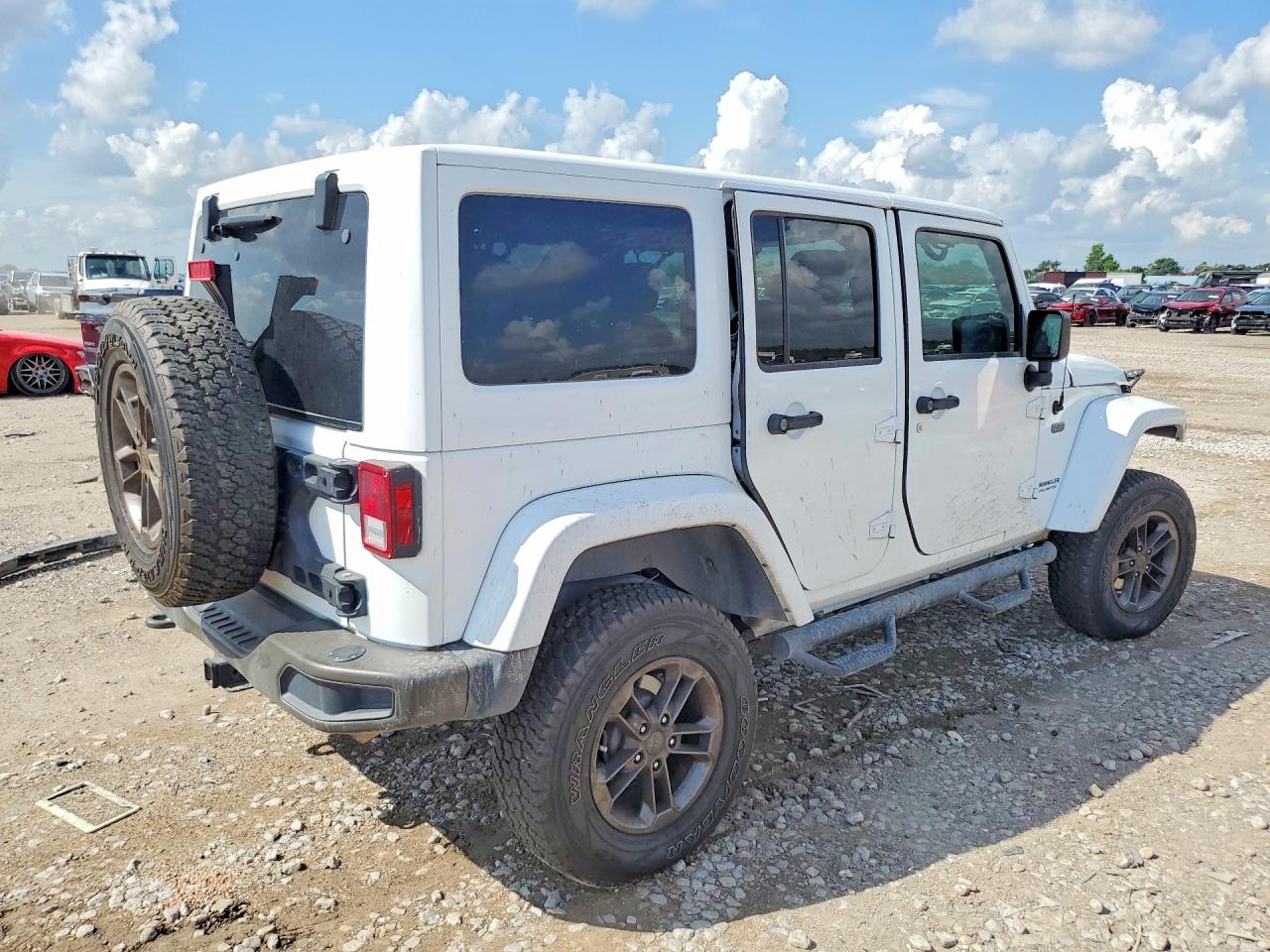2016 JEEP WRANGLER UNLIMITED SAHARA 4X4