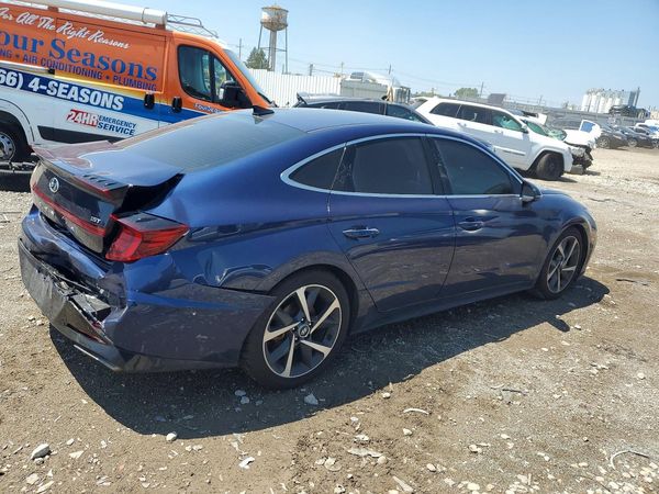 2021 HYUNDAI SONATA