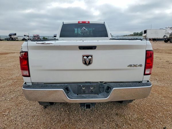 2013 RAM 3500 SLT CREW CAB 4X4