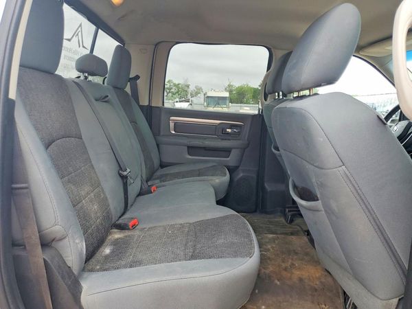 2013 RAM 3500 SLT CREW CAB 4X4