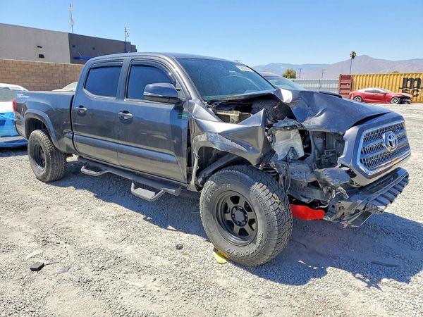 2016 TOYOTA TACOMA