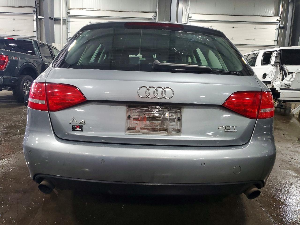 2010 AUDI A4 quattro Premium Plus
