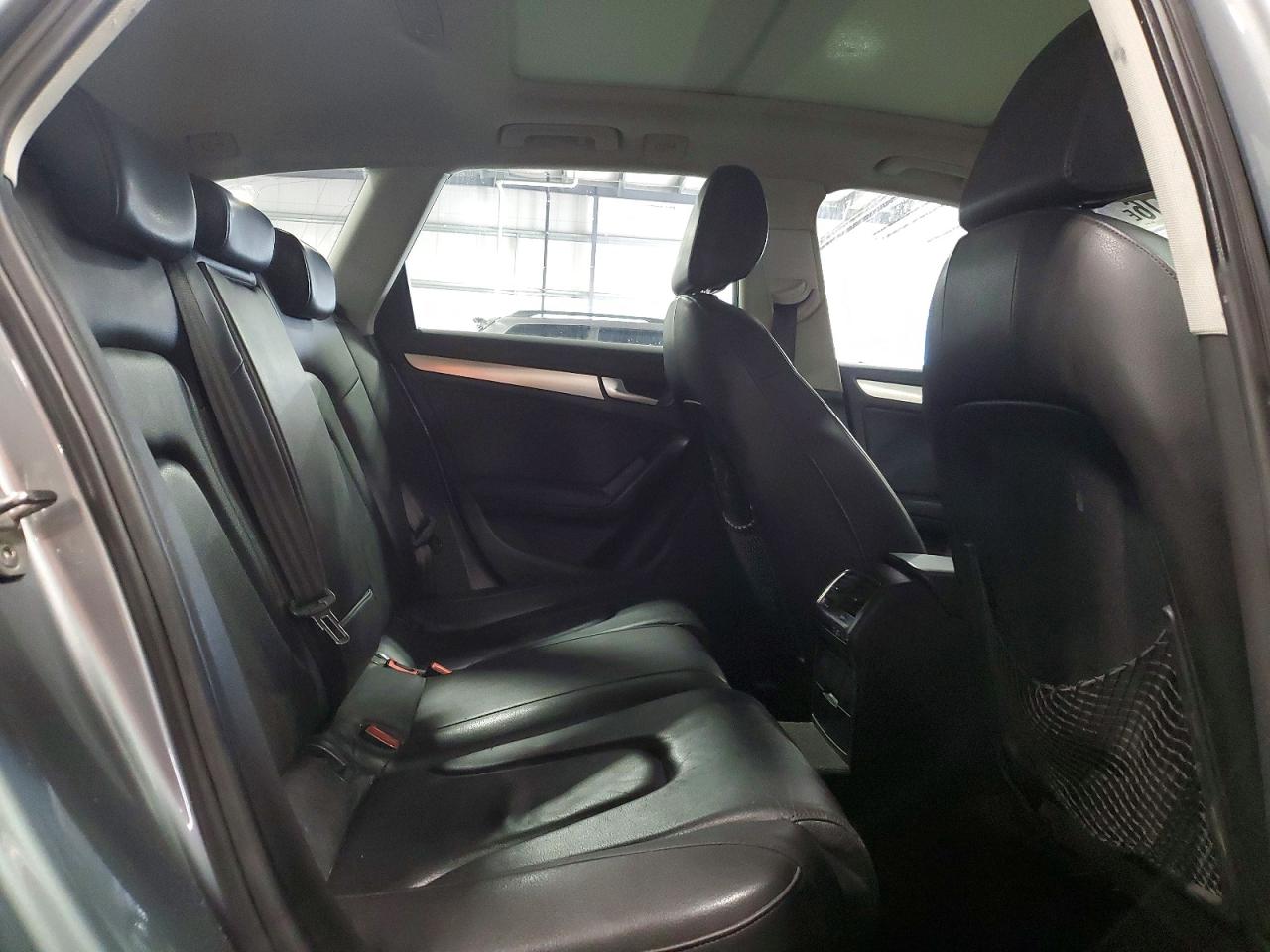2010 AUDI A4 quattro Premium Plus