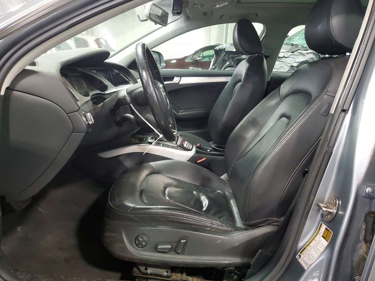 2010 AUDI A4 quattro Premium Plus