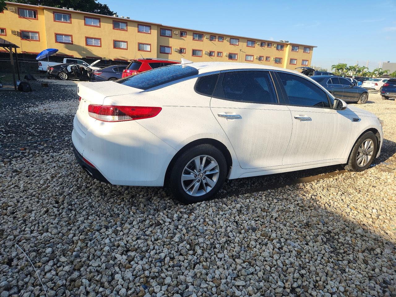 2017 KIA OPTIMA