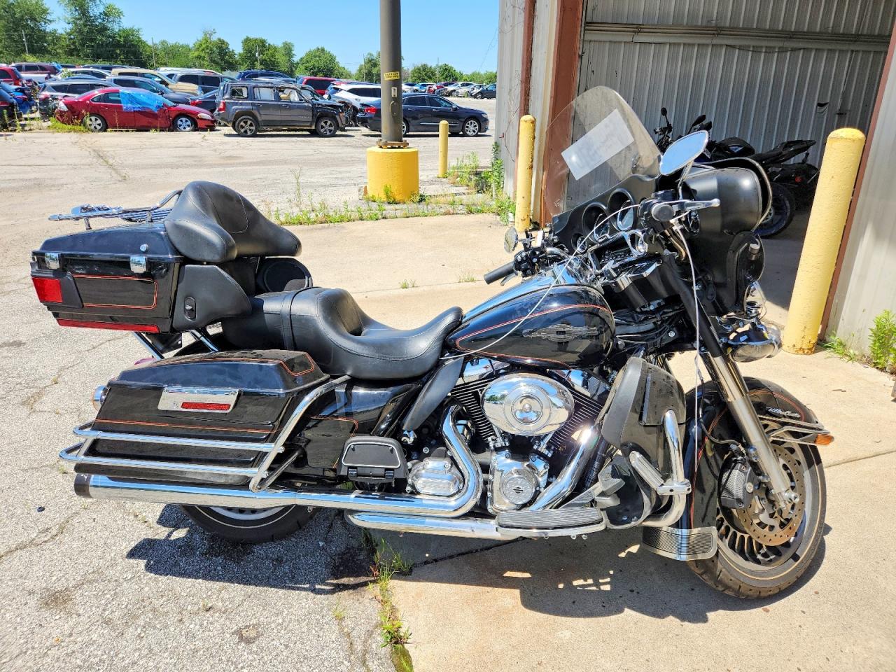 2013 HARLEY-DAVIDSON FLHTCU