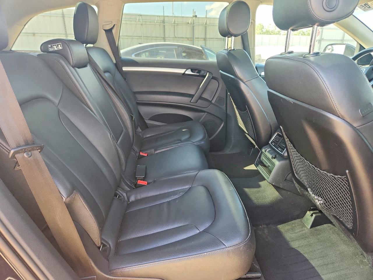 2013 AUDI Q7 Premium