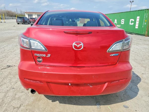 2013 MAZDA 3 Touring/GS