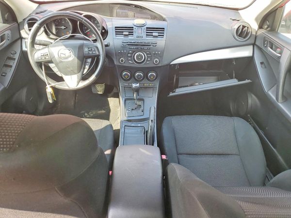 2013 MAZDA 3 Touring/GS