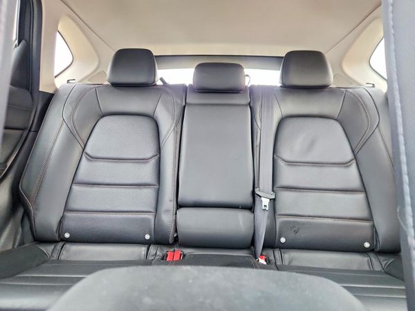 2022 MAZDA CX-5 Premium Package