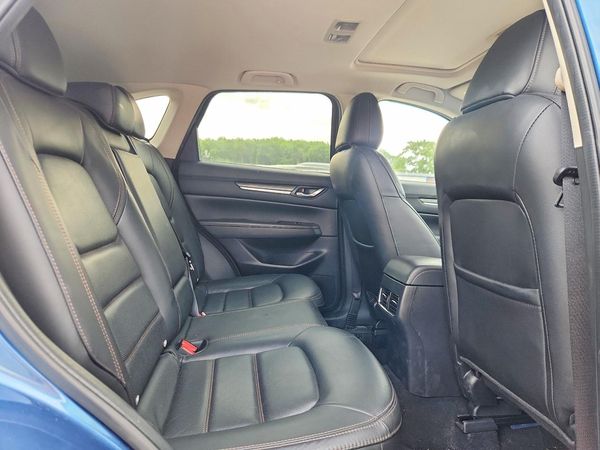2022 MAZDA CX-5 Premium Package