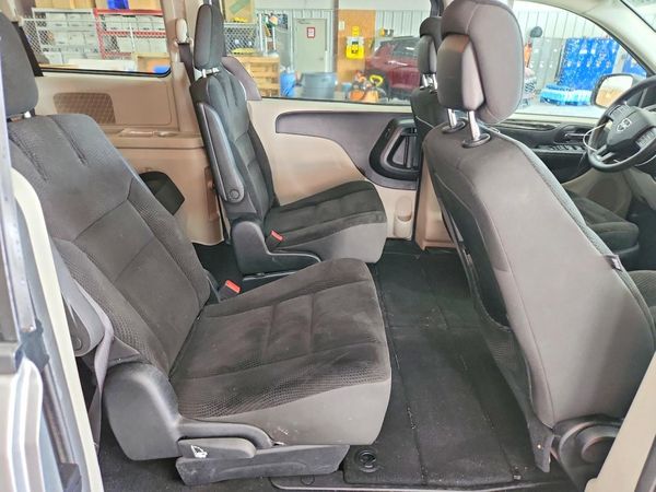 2019 DODGE GRAND CARAVAN SE