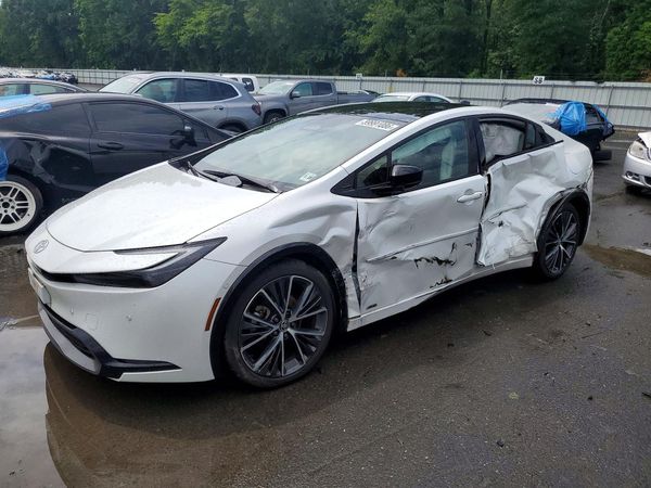 2023 TOYOTA PRIUS