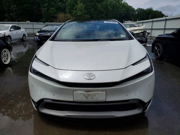 2023 TOYOTA PRIUS