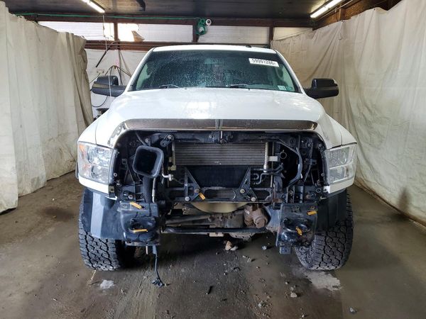 2013 RAM 2500 ST CREW CAB 4X4