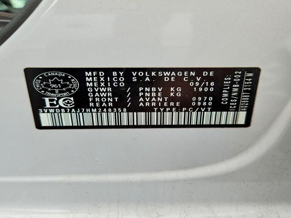 2017 VOLKSWAGEN JETTA SE