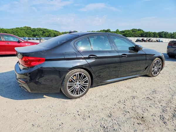 2020 BMW 530
